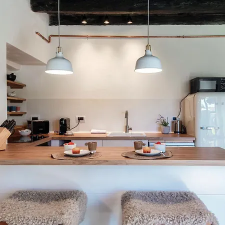 Casa Mina - By Myhomeincomo Apartment *